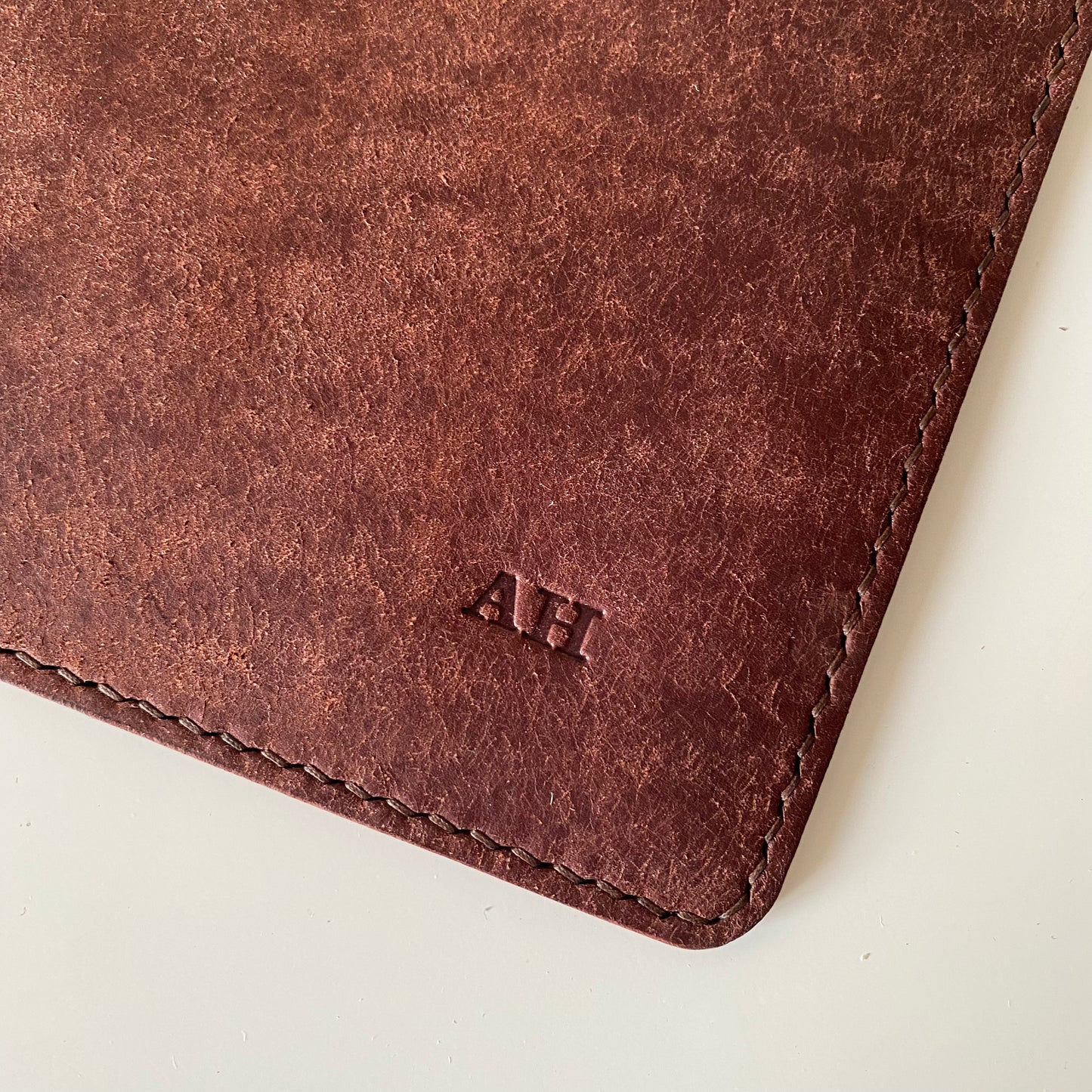 E-Book Reader Leather Sleeve | Read Me | Rustic Brown