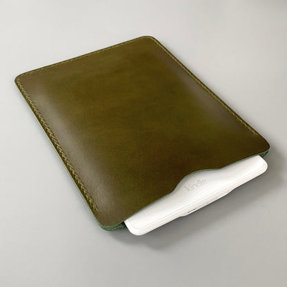 Premium E-Book Reader Leather Sleeve | Read Me | various colors