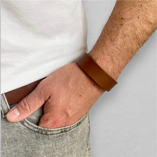 Sturdy Leather Bracelet Men | Rustic Me | Cognac Brown