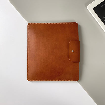 Leather Case for E-Book Readers and Tablets | Read Me Too | Cognac Brown