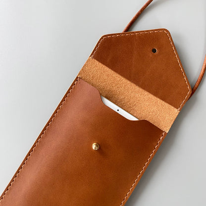 Leather Smartphone Bag with Flap Closure | Call Me Back | Cognac Brown